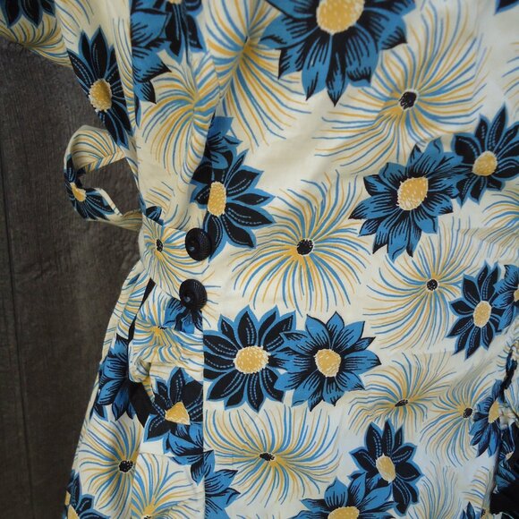 NOS 1940’s Vintage Cream Blue Floral sz 24 1/2 Cotton Day Dress Sanforized - Picture 2 of 10